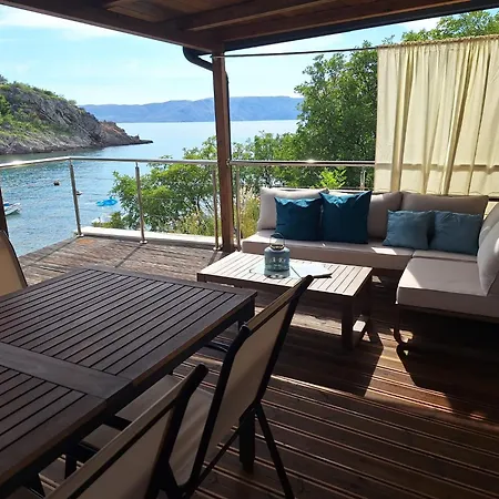 Boora Glamp Experience & Heated Infinity Pool Hotel Senj  Room photo