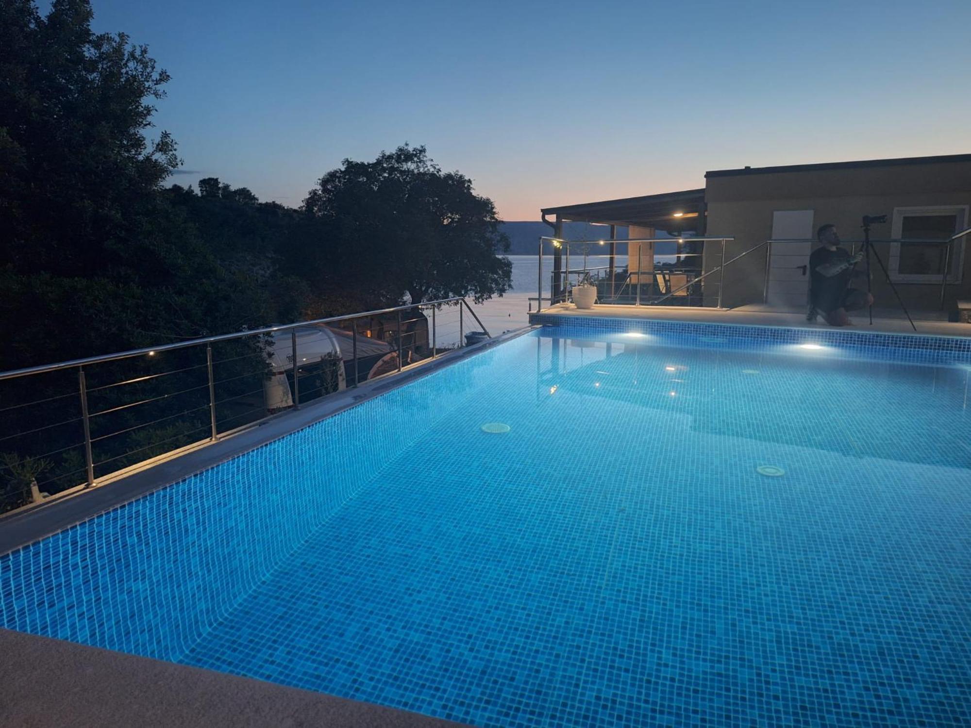 Boora Glamp Experience & Heated Infinity Pool Senj (Lika-Senj)
