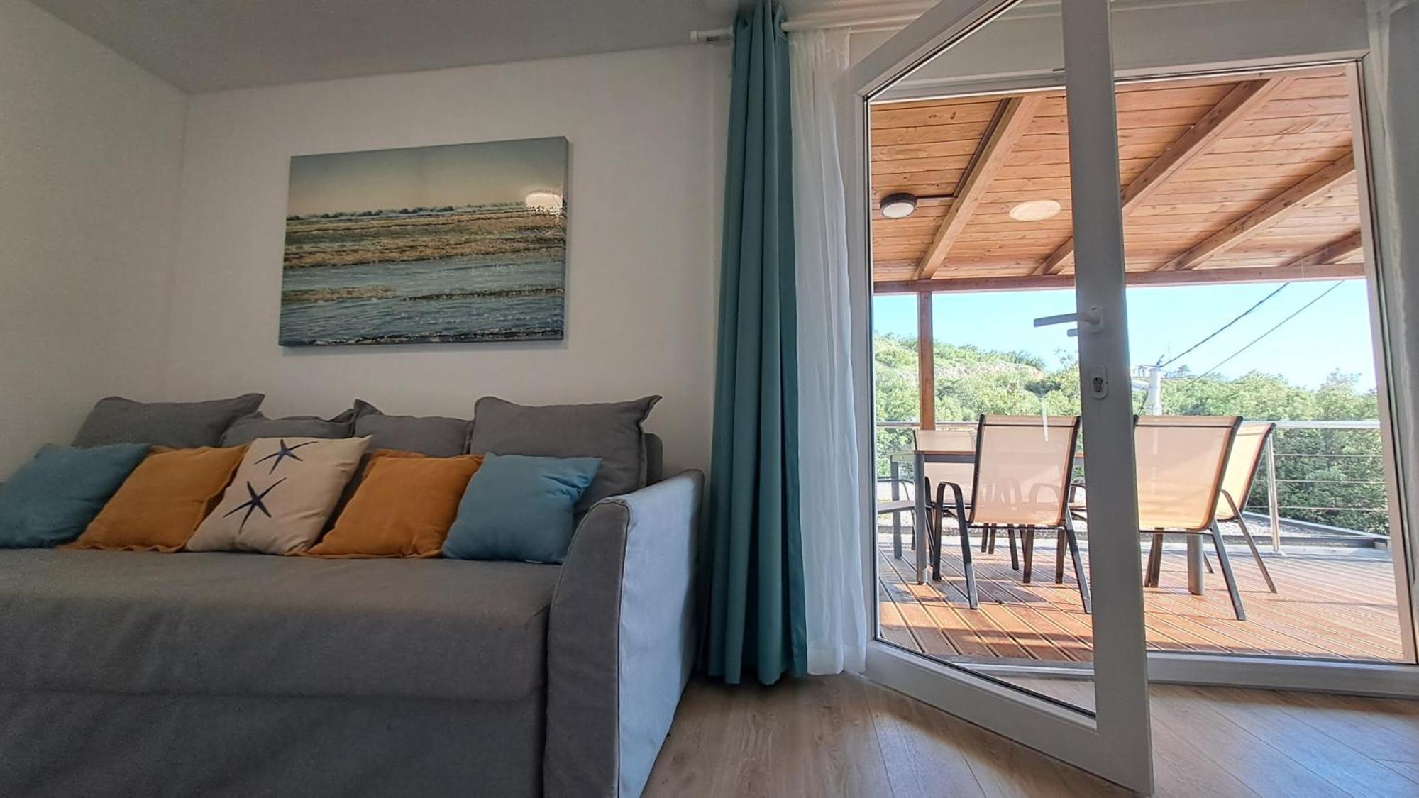 Boora Glamp Experience & Heated Infinity Pool Campsite Senj (Lika-Senj)