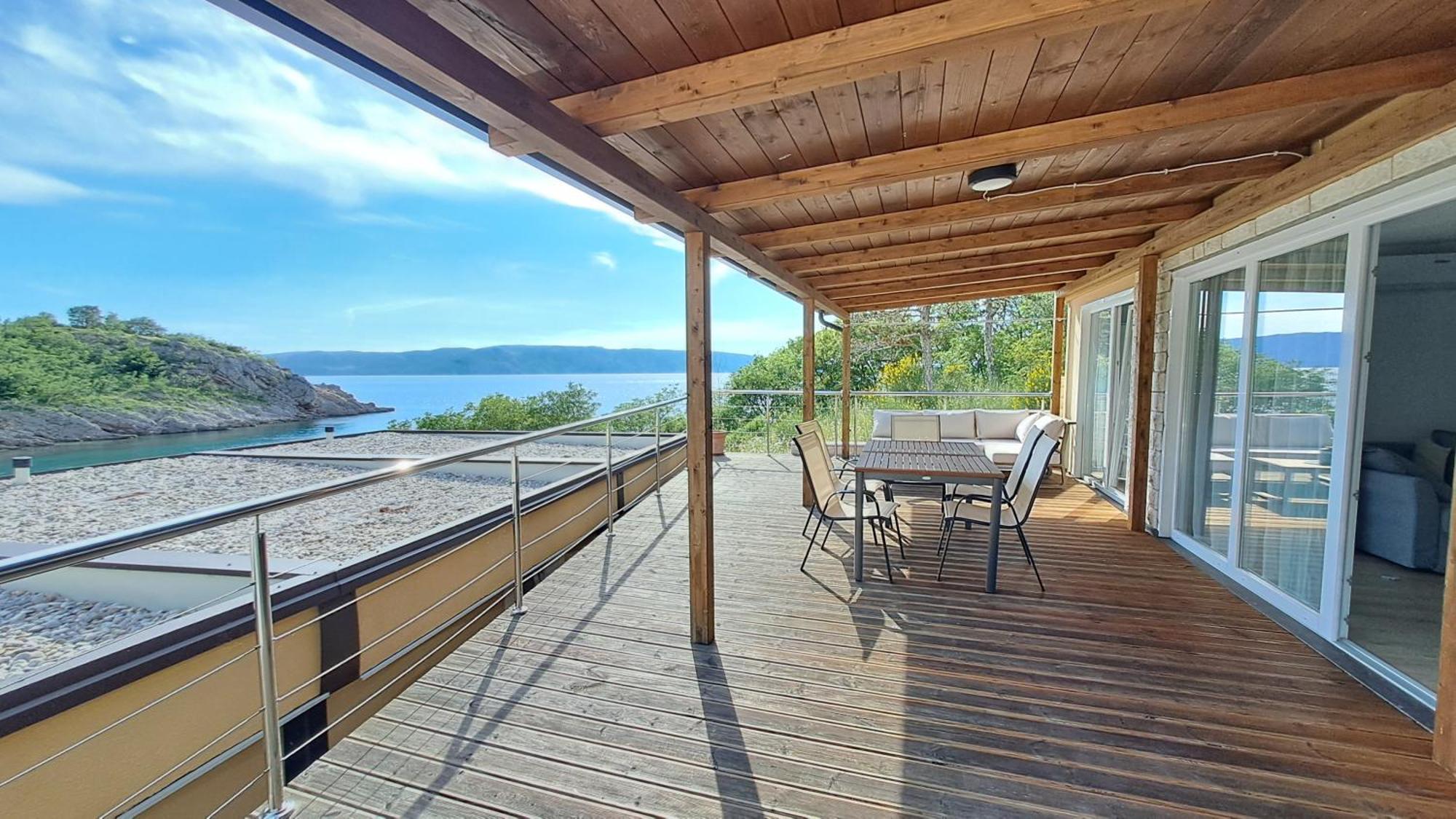 Boora Glamp Experience & Heated Infinity Pool