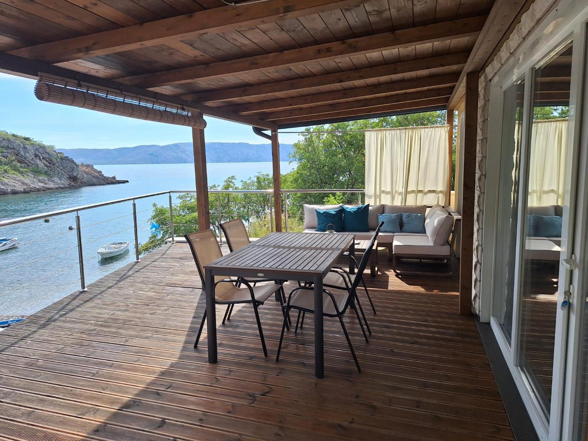 Campsite Boora Glamp Experience & Heated Infinity Pool