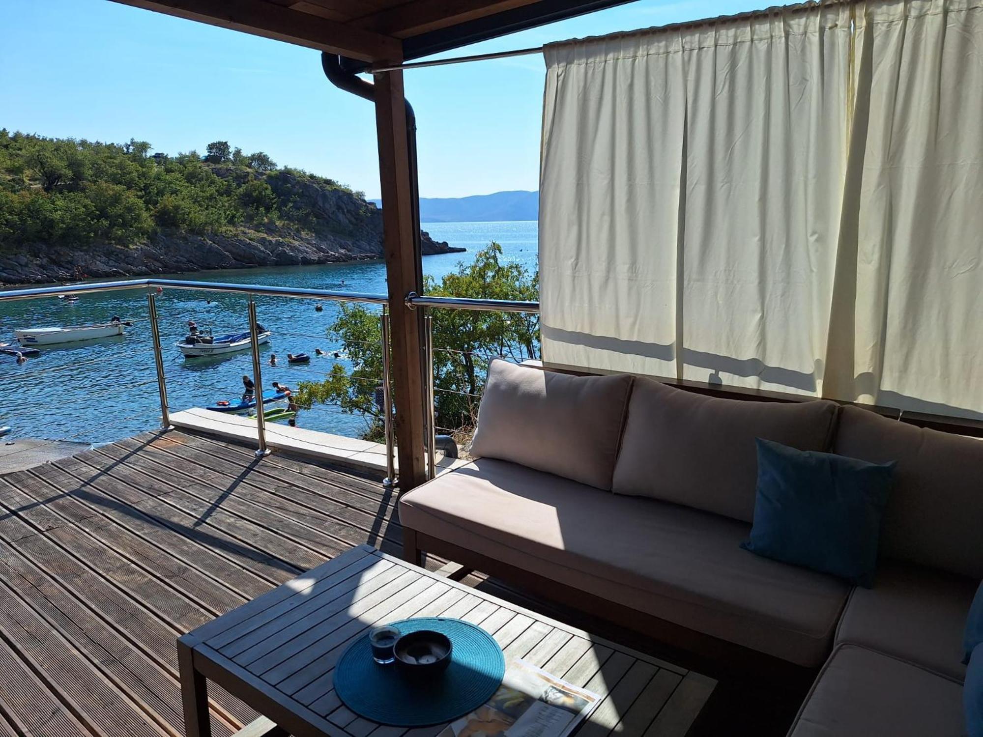 Boora Glamp Experience & Heated Infinity Pool Campsite